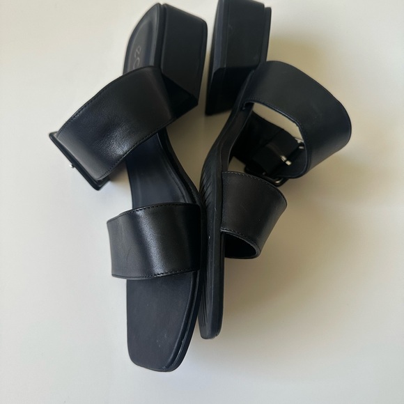 ECCO “Elevate” Squared Sandal | Black - Picture 4 of 8